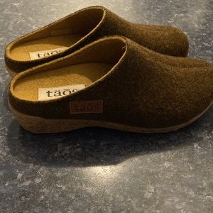 Taos wool clogs.